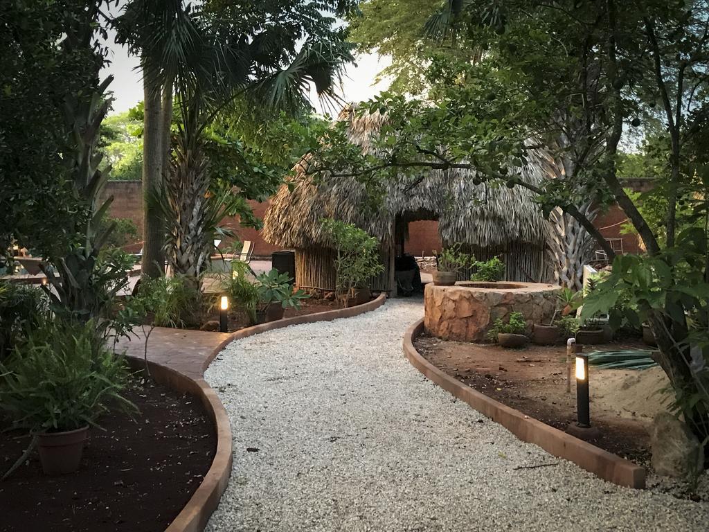 The Flycatcher Inn Retreat Hotel Santa Elena Bagian luar foto