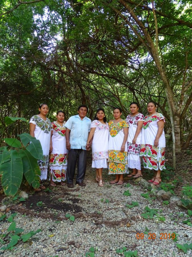 The Flycatcher Inn Retreat Hotel Santa Elena Bagian luar foto