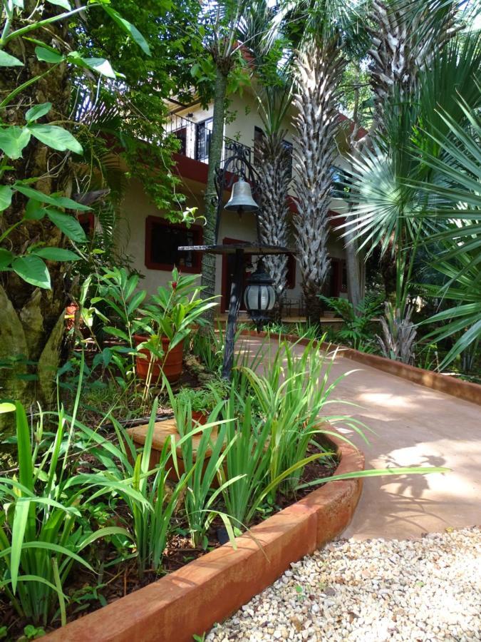 The Flycatcher Inn Retreat Hotel Santa Elena Bagian luar foto